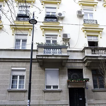 Crown - Your Royal Appartement *